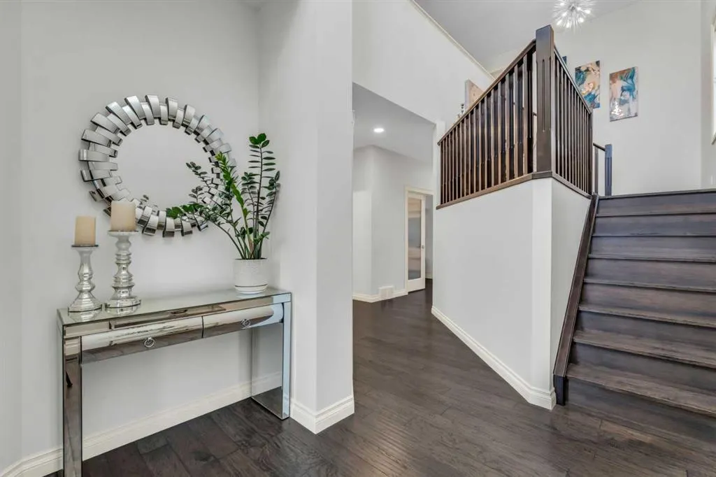 311 Tremblant Heights SW