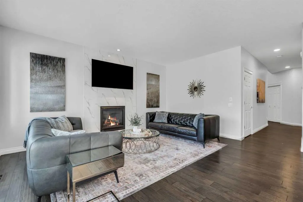 311 Tremblant Heights SW