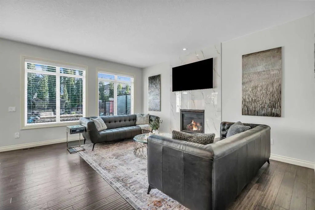 311 Tremblant Heights SW
