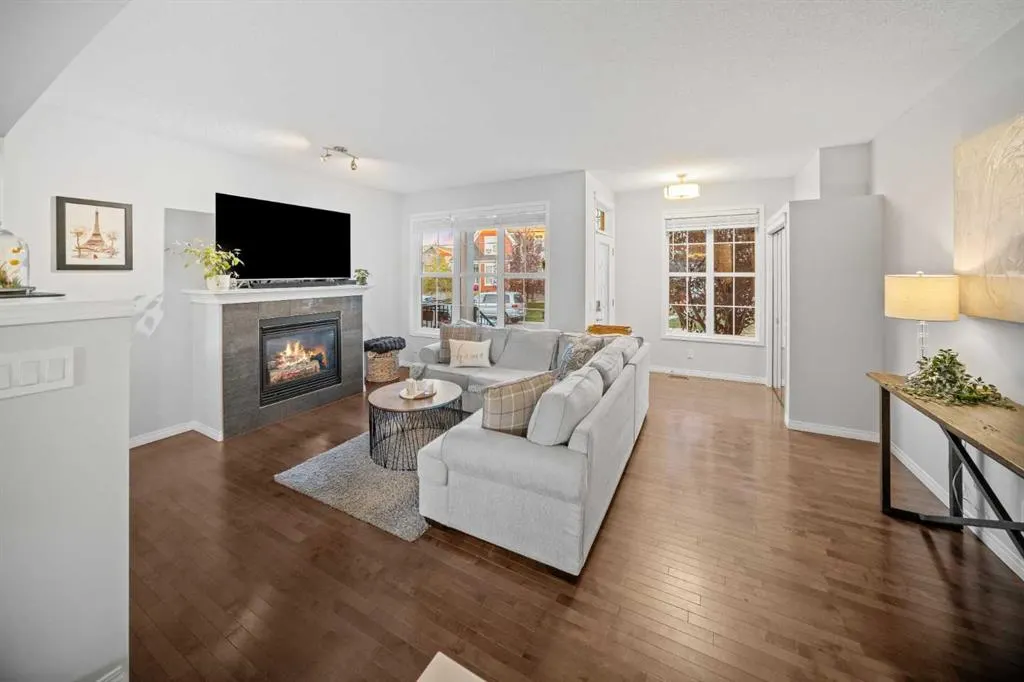 17 Auburn Crest Green SE