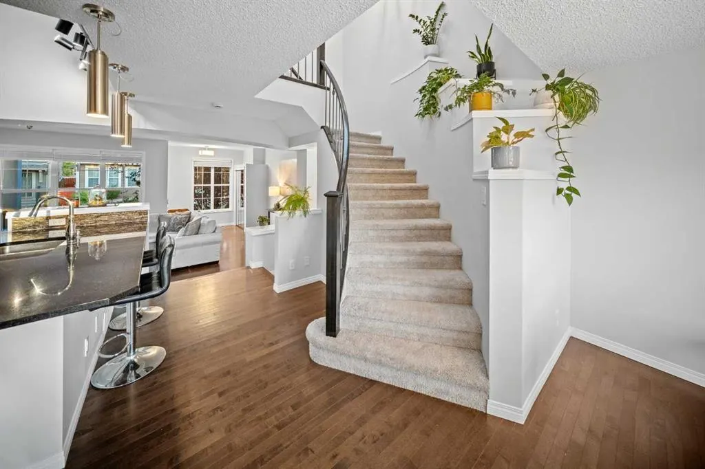 17 Auburn Crest Green SE