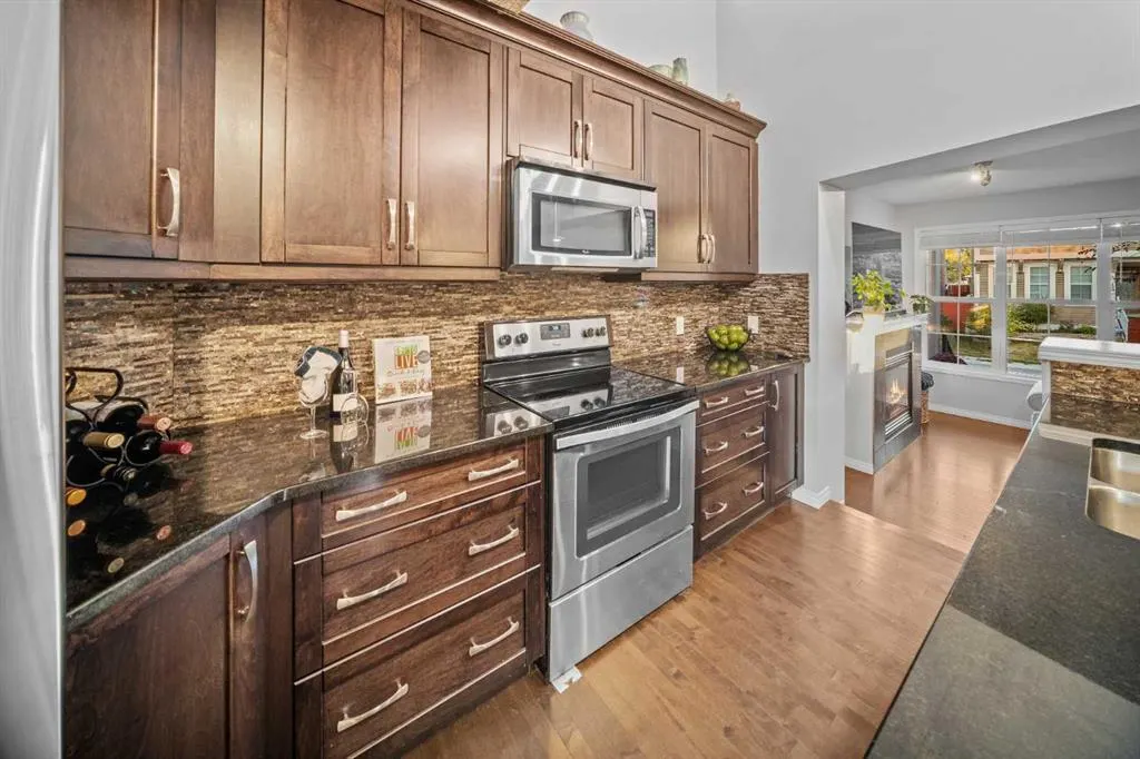 17 Auburn Crest Green SE