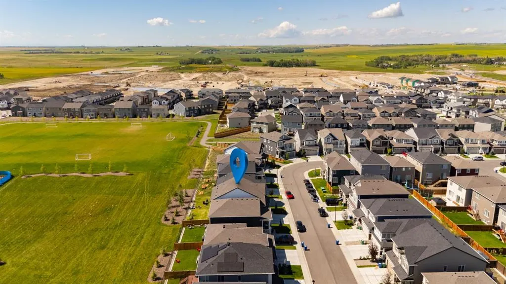 633 Windrow Manor