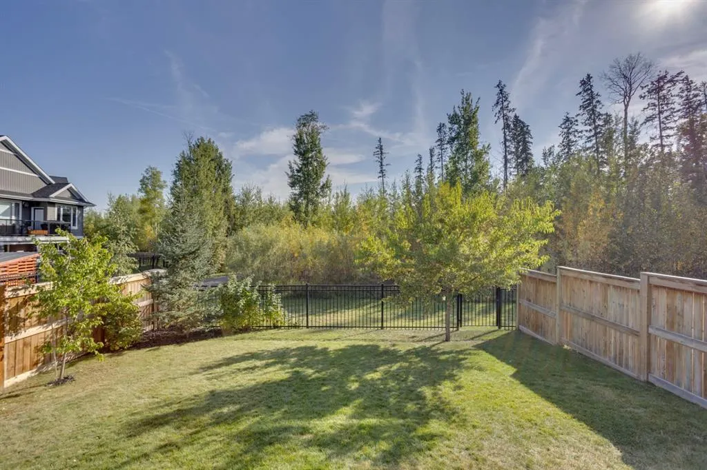 204 Dafoe Way