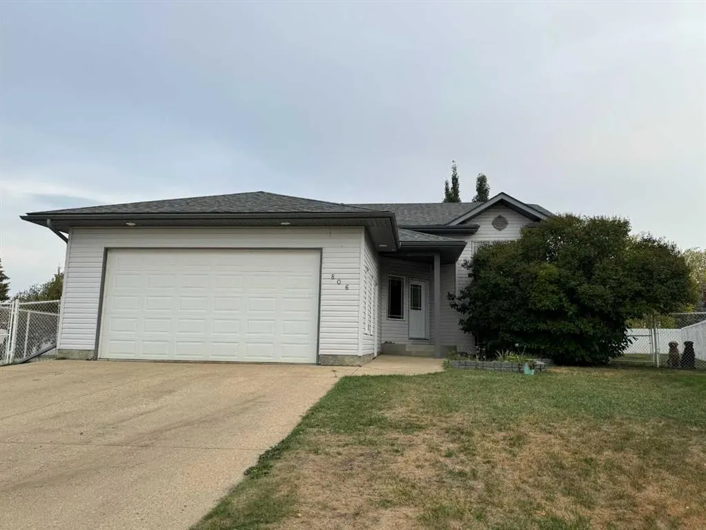 806 Cherry Crescent
