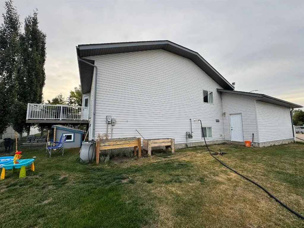 806 Cherry Crescent