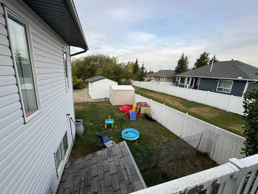 806 Cherry Crescent