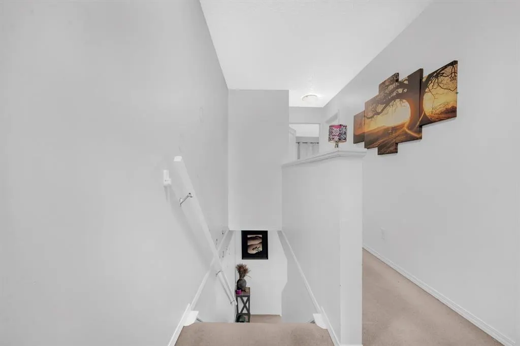 55 Falshire Terrace NE