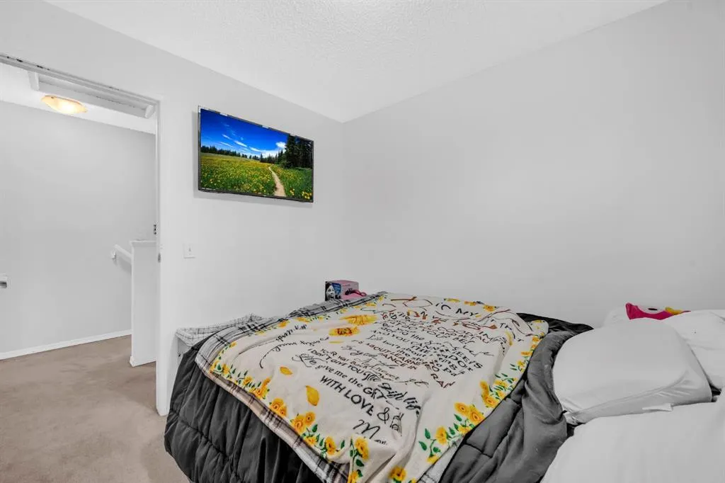 55 Falshire Terrace NE