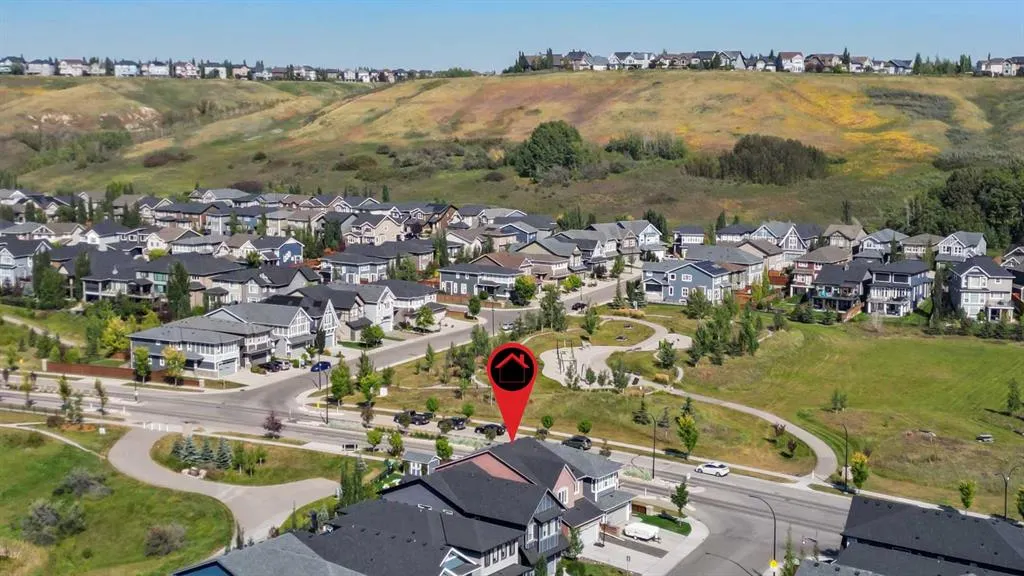 13 Cranbrook Cove SE