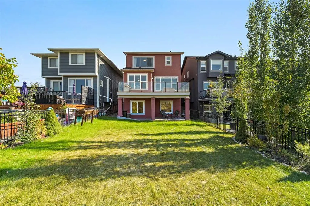 13 Cranbrook Cove SE