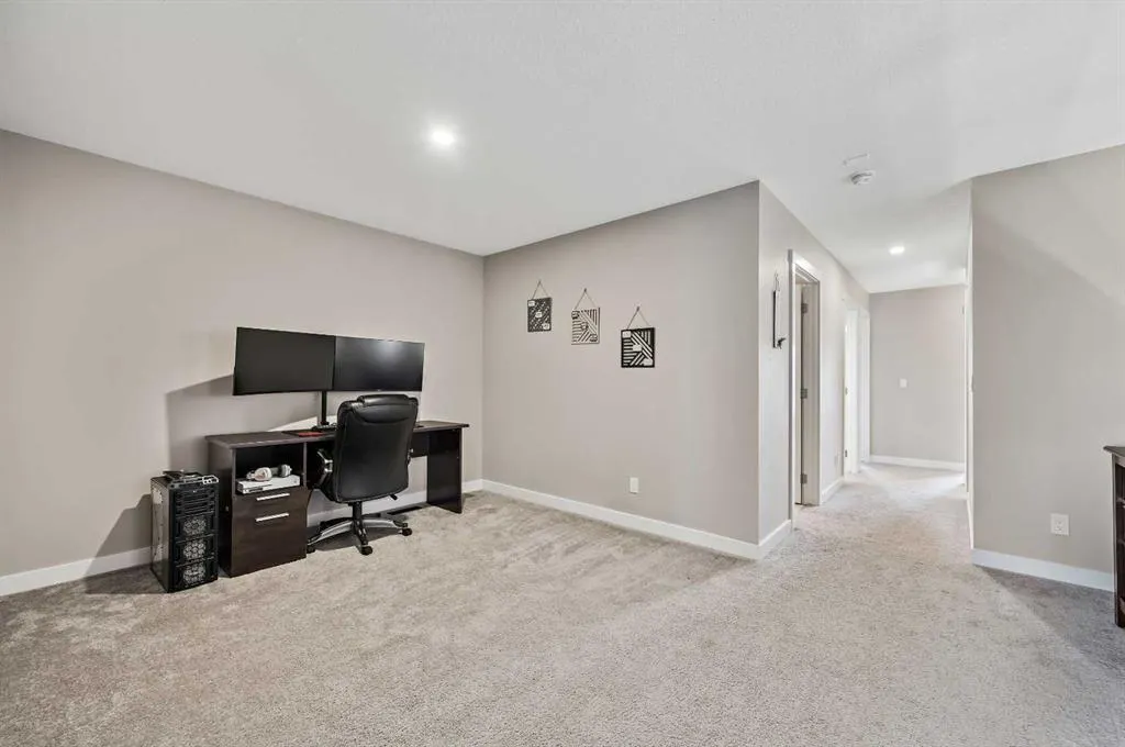 13 Cranbrook Cove SE
