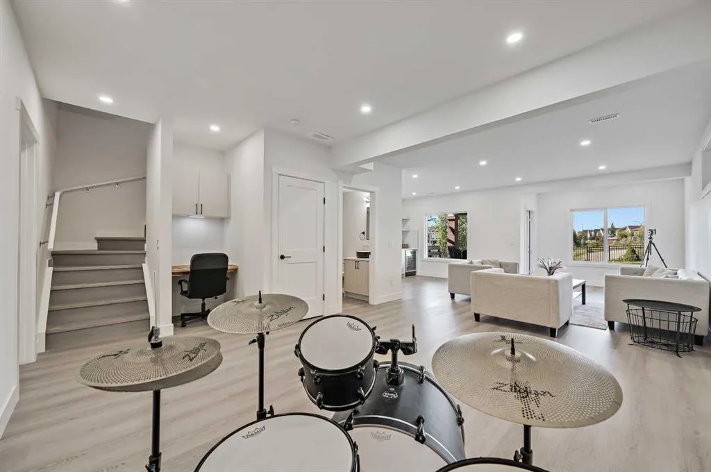 13 Cranbrook Cove SE