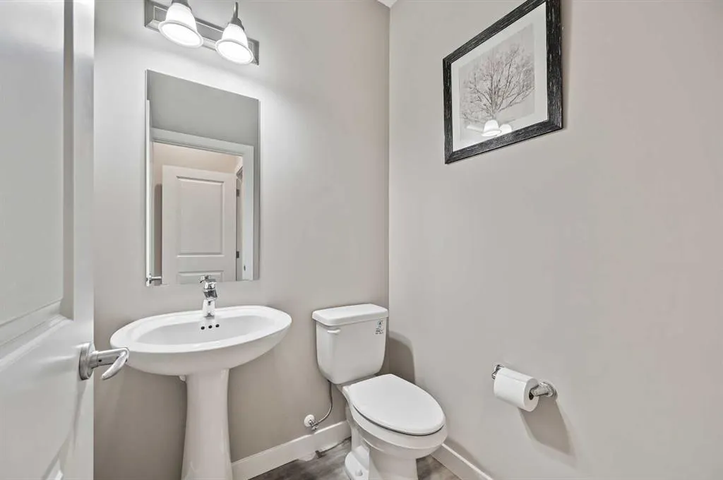 13 Cranbrook Cove SE