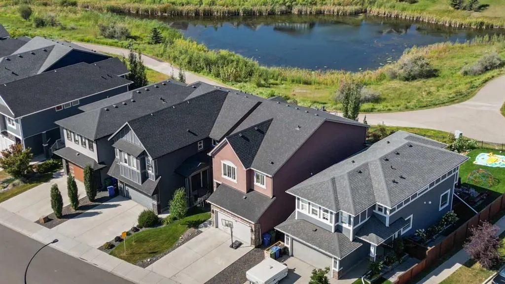 13 Cranbrook Cove SE