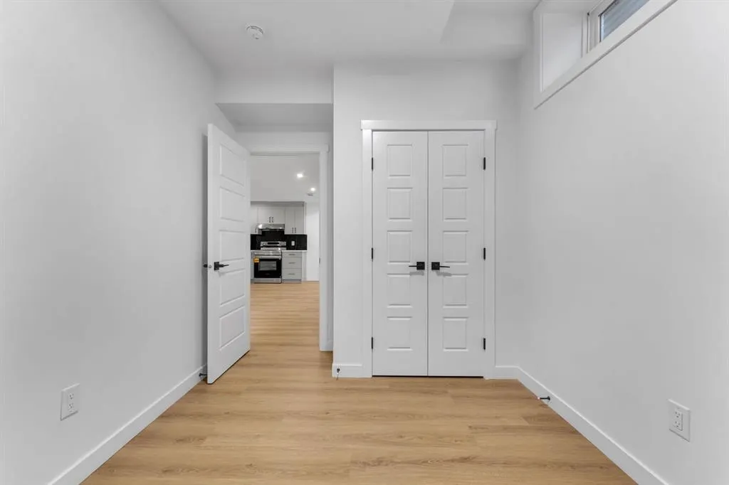 67 Corner Glen Gardens NE