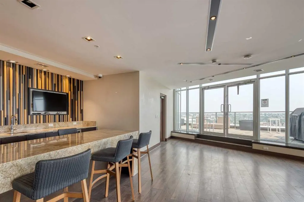 550 Riverfront Avenue SE, #1010