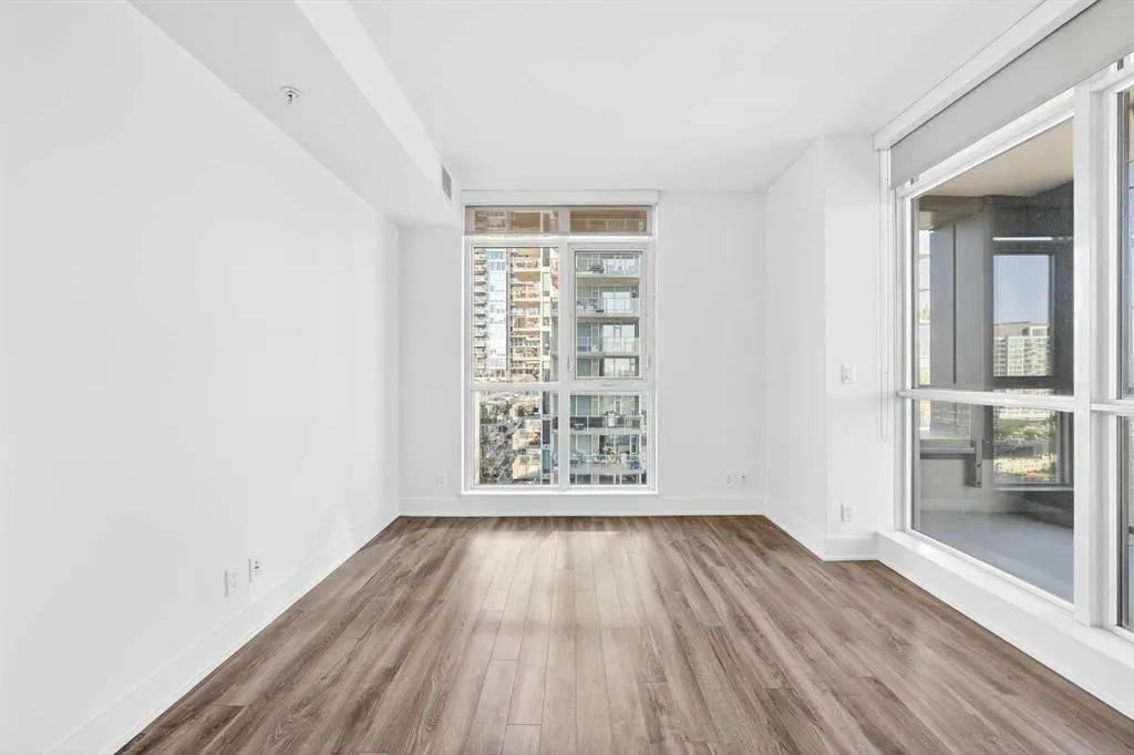550 Riverfront Avenue SE, #1010