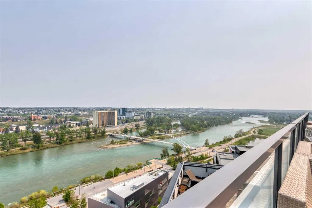 550 Riverfront Avenue SE, #1010