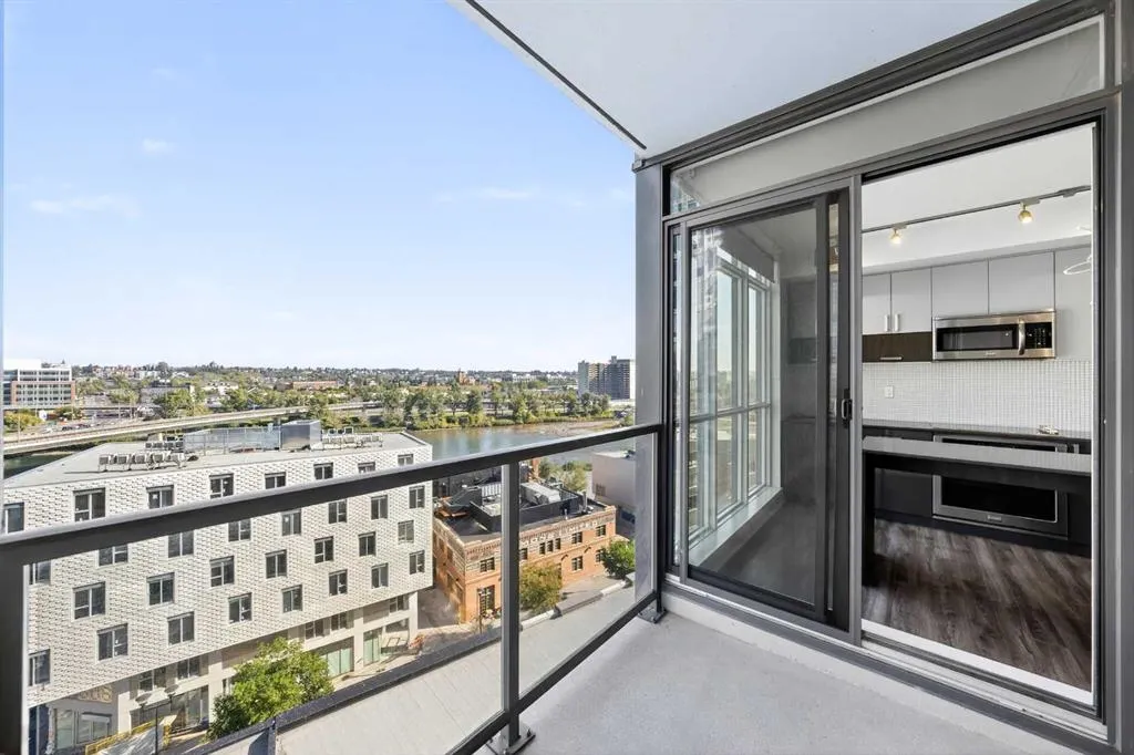 550 Riverfront Avenue SE, #1010