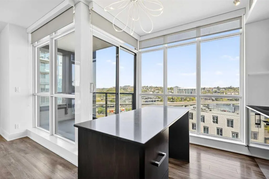 550 Riverfront Avenue SE, #1010