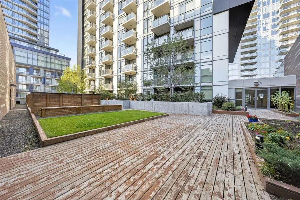 550 Riverfront Avenue SE, #1010