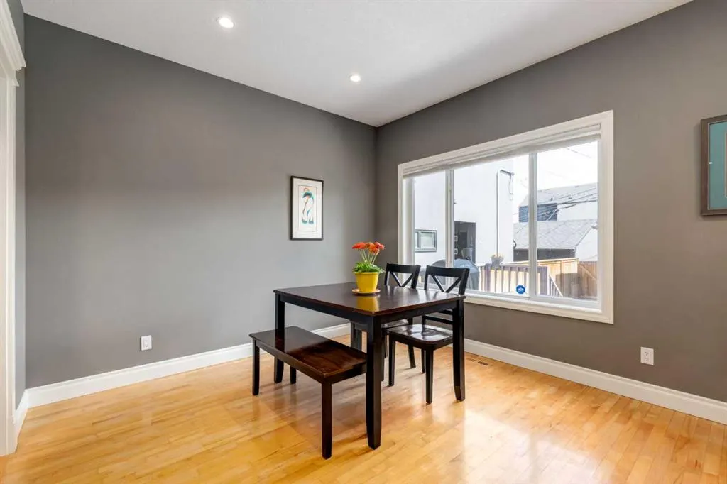 1406 29 Street SW