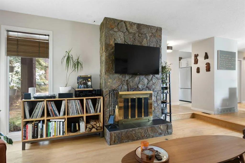 76 Edgedale Drive NW