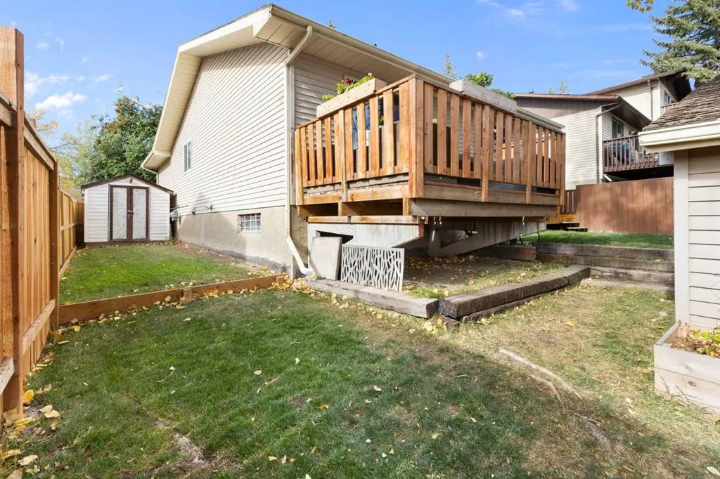 76 Edgedale Drive NW