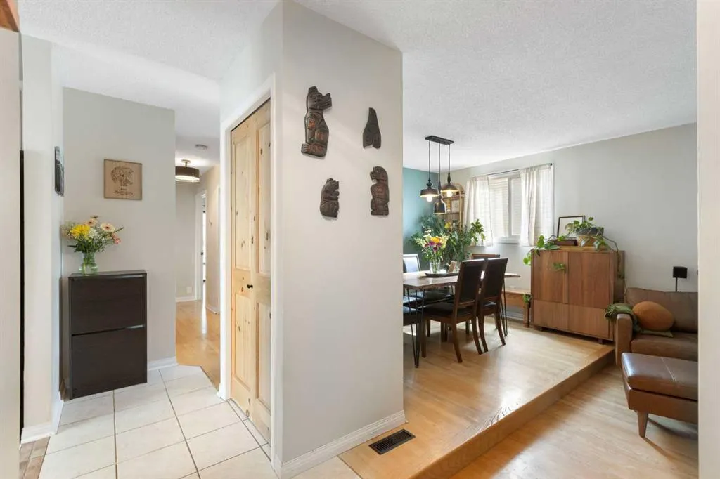 76 Edgedale Drive NW