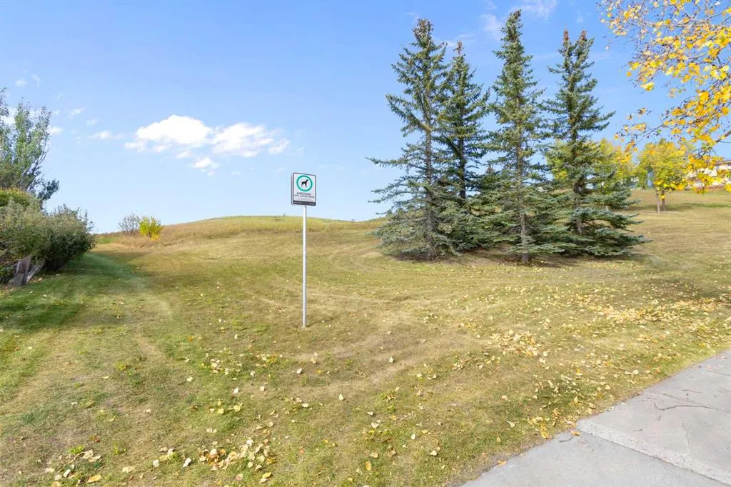 76 Edgedale Drive NW