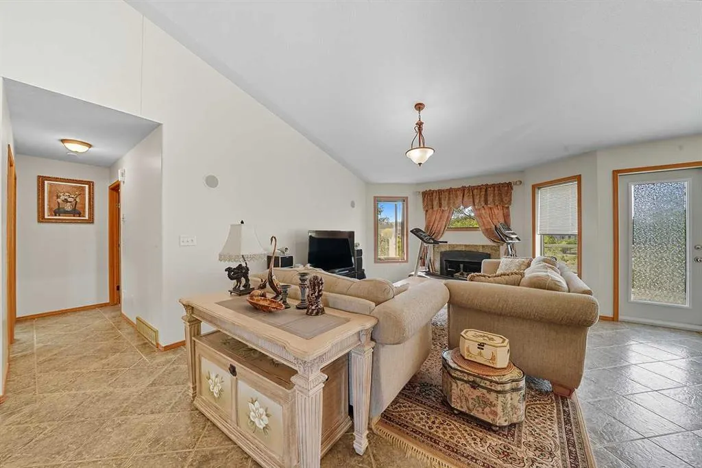 61 Leung Close