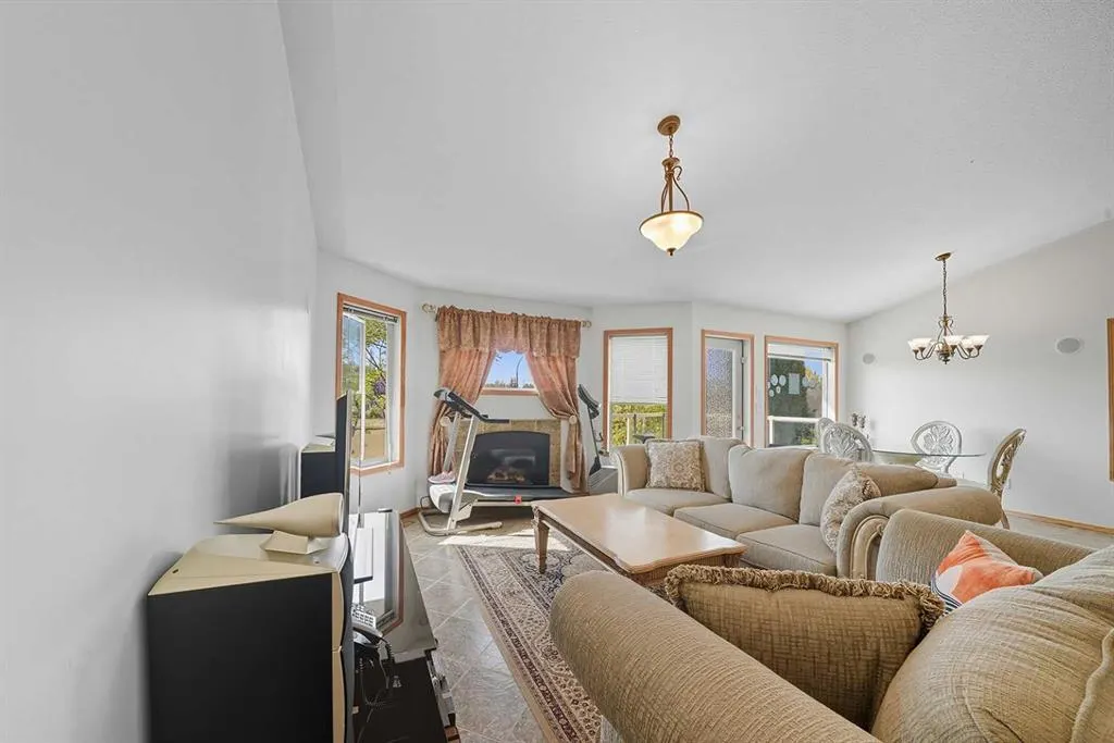 61 Leung Close