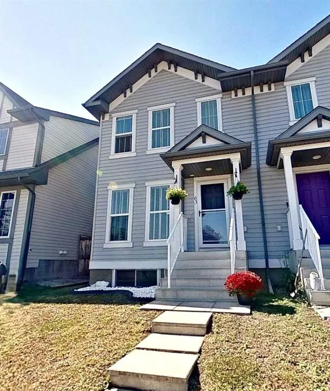 63 Elgin Meadows Park SE