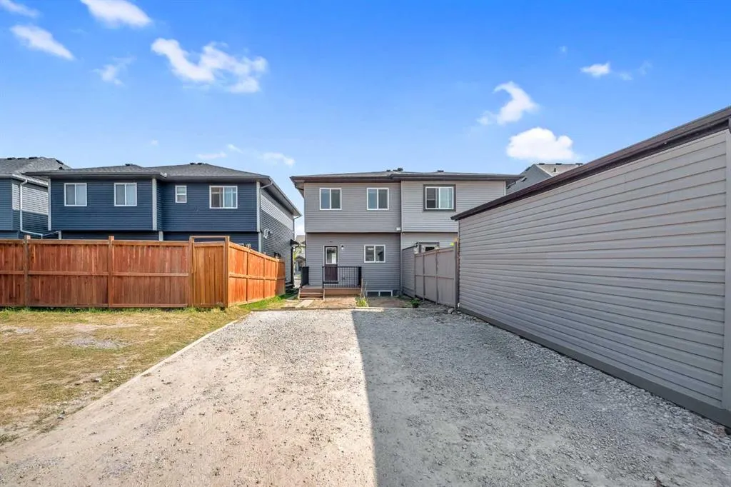 39 Cornerbrook Gate NE