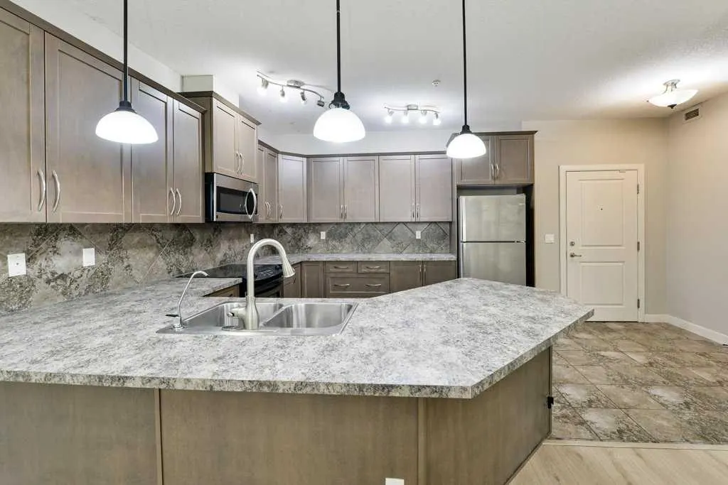 35 ASPENMONT Heights SW, #235