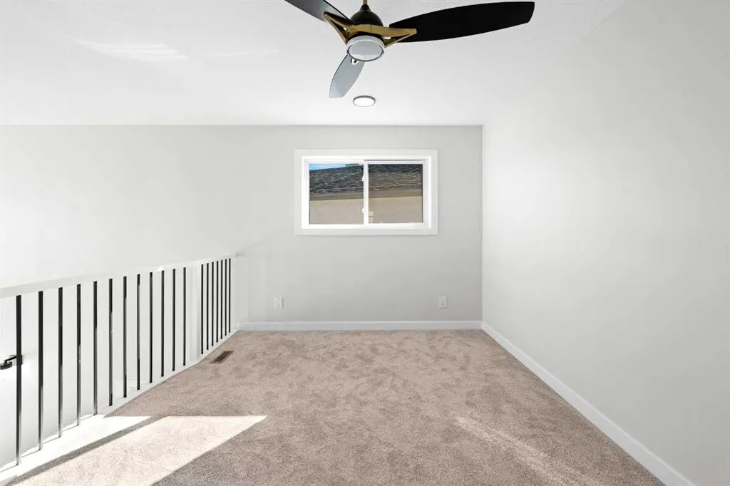184 Panorama Hills Manor NW