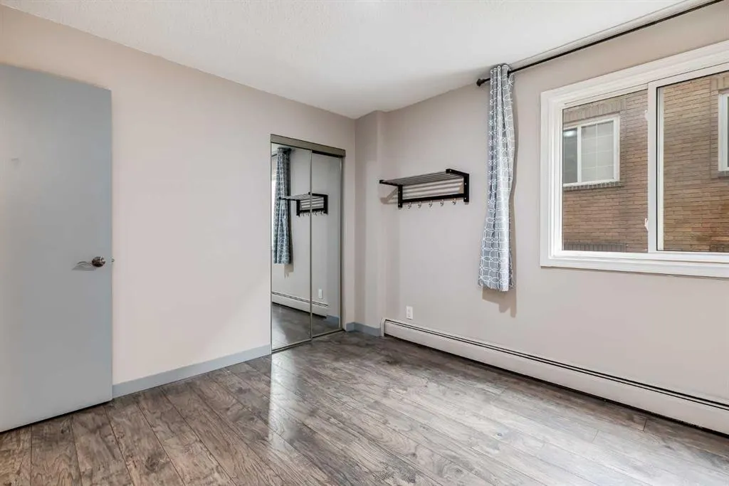 507 57 Avenue SW, #208