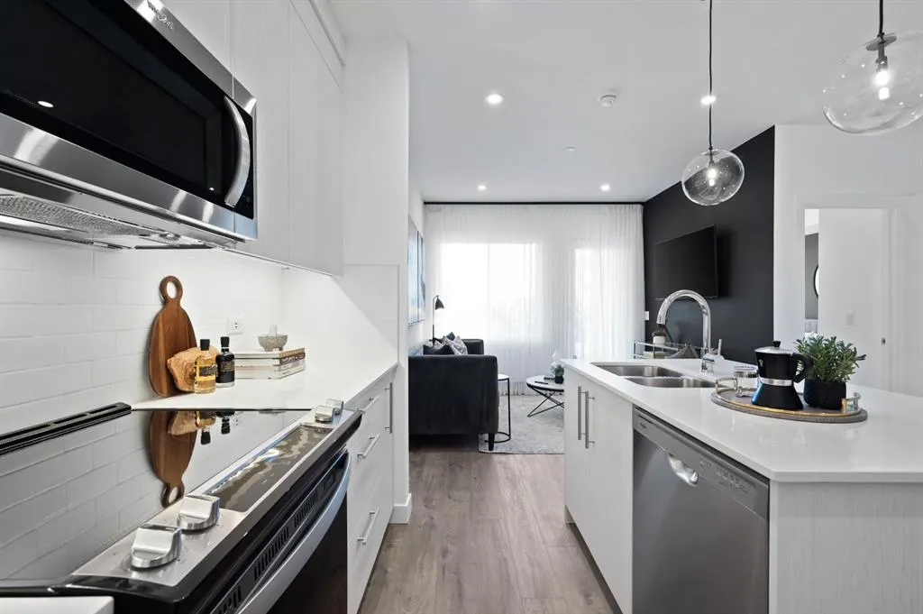 6 Merganser Drive W, #2210
