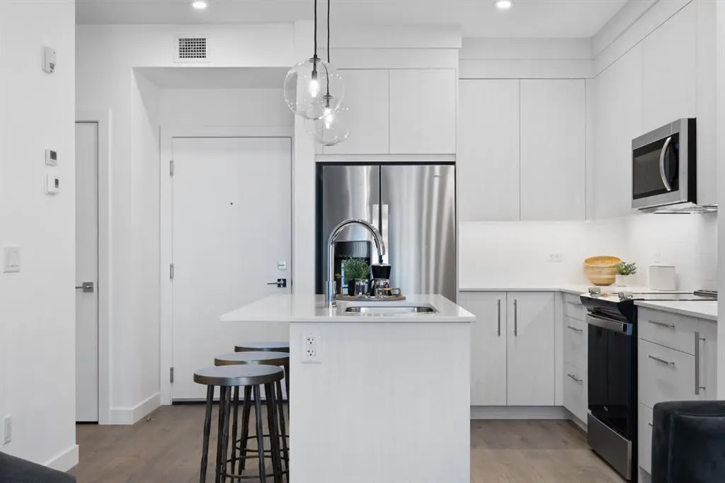 6 Merganser Drive W, #2210
