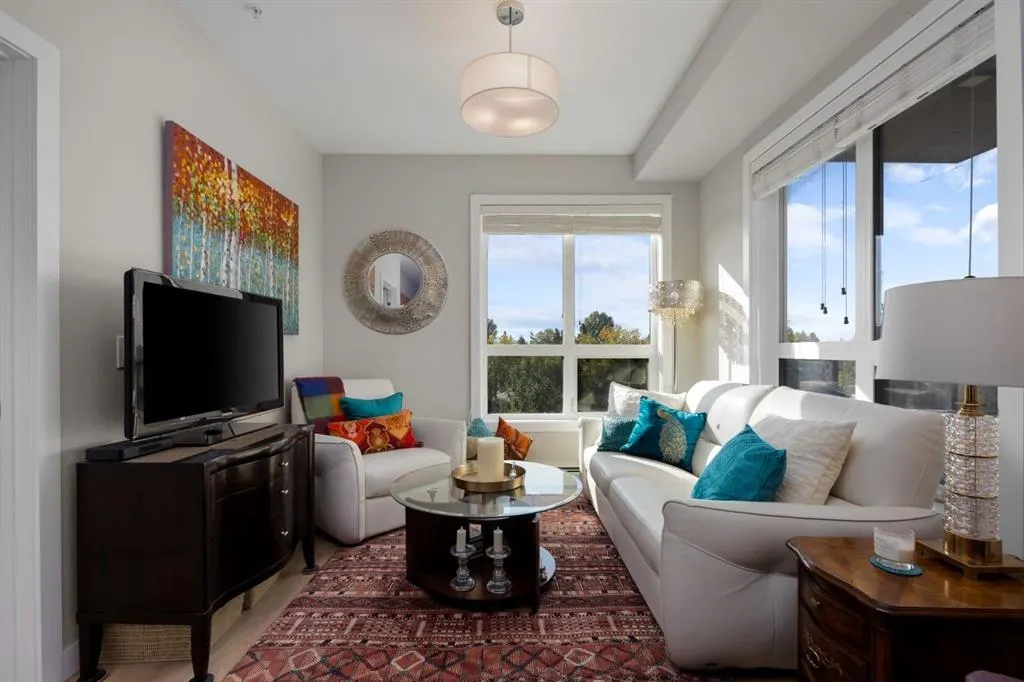 383 Smith Street NW, #315