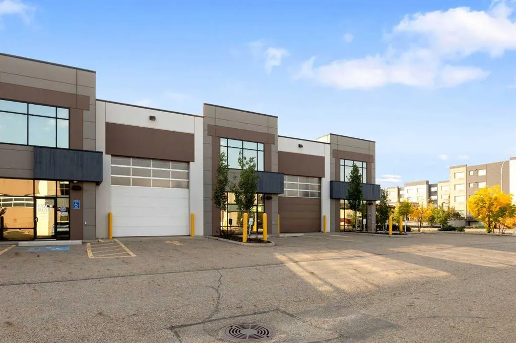 405 TaigaNova Crescent, #101 & 102