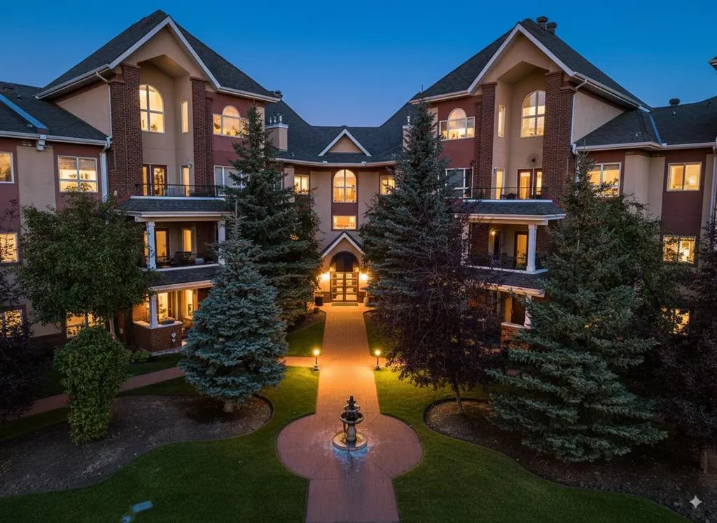 30 Sierra Morena Landing SW, #242