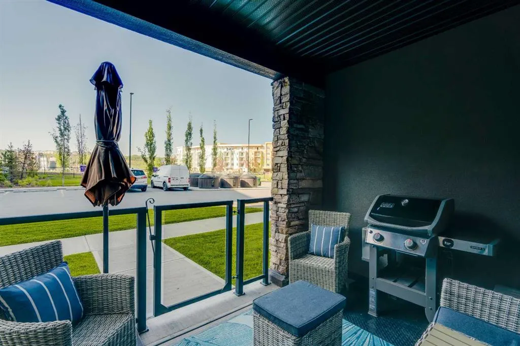 125 Wolf Hollow Crescent SE, #112