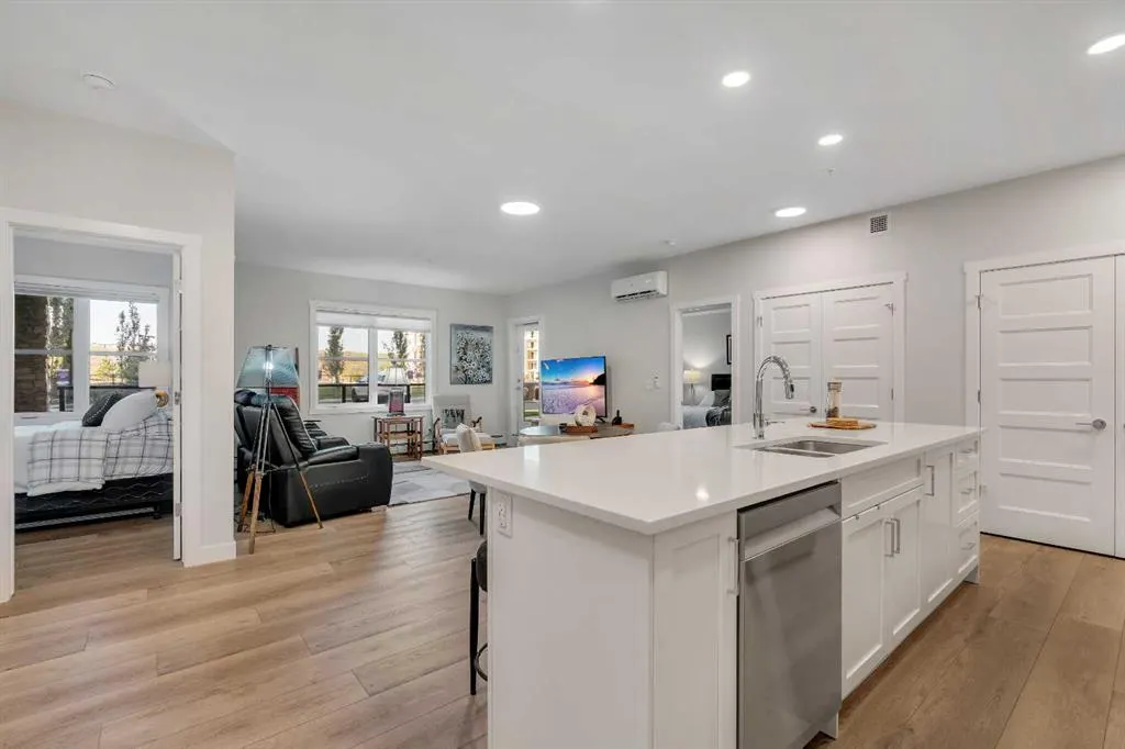 125 Wolf Hollow Crescent SE, #112