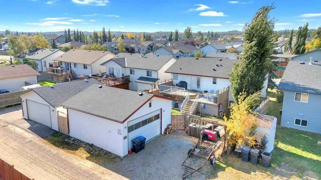 66 Hallgren Drive