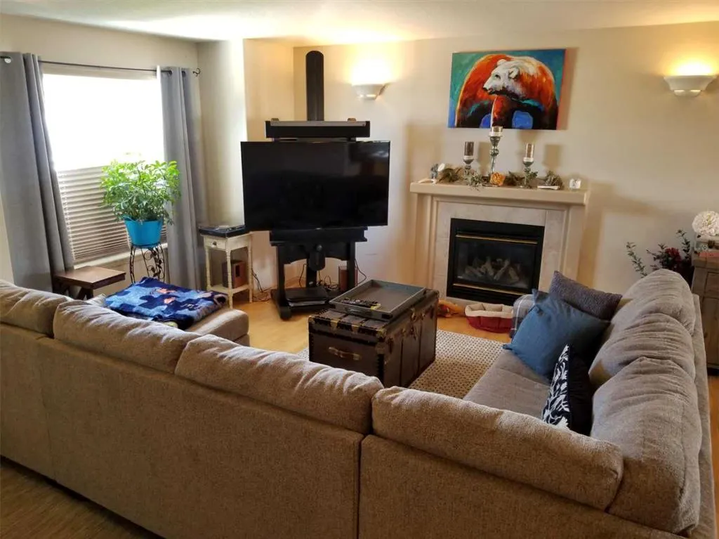 8810 126 Avenue