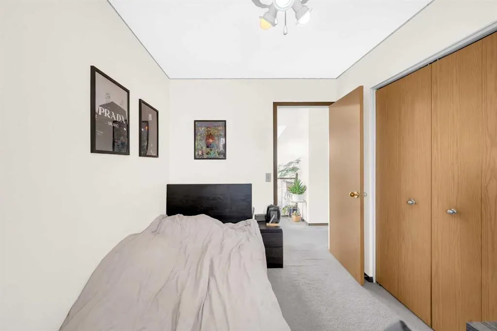 4 Fallingworth Bay NE