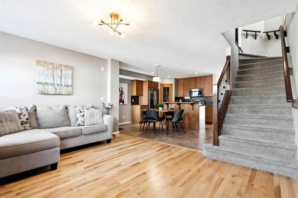 46 Cranberry Close SE