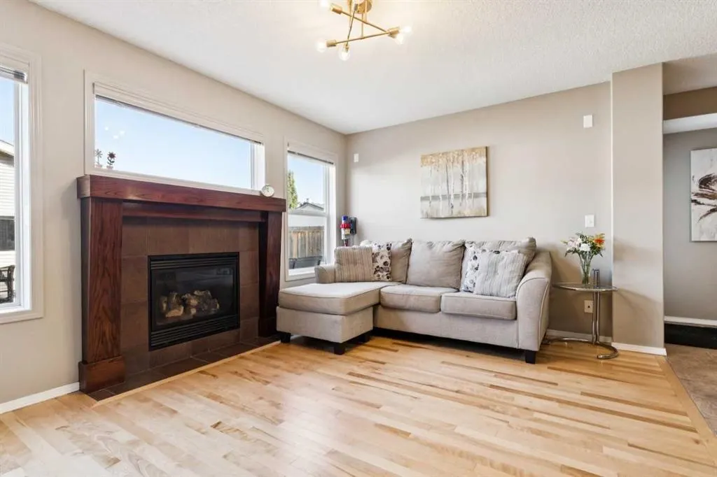 46 Cranberry Close SE